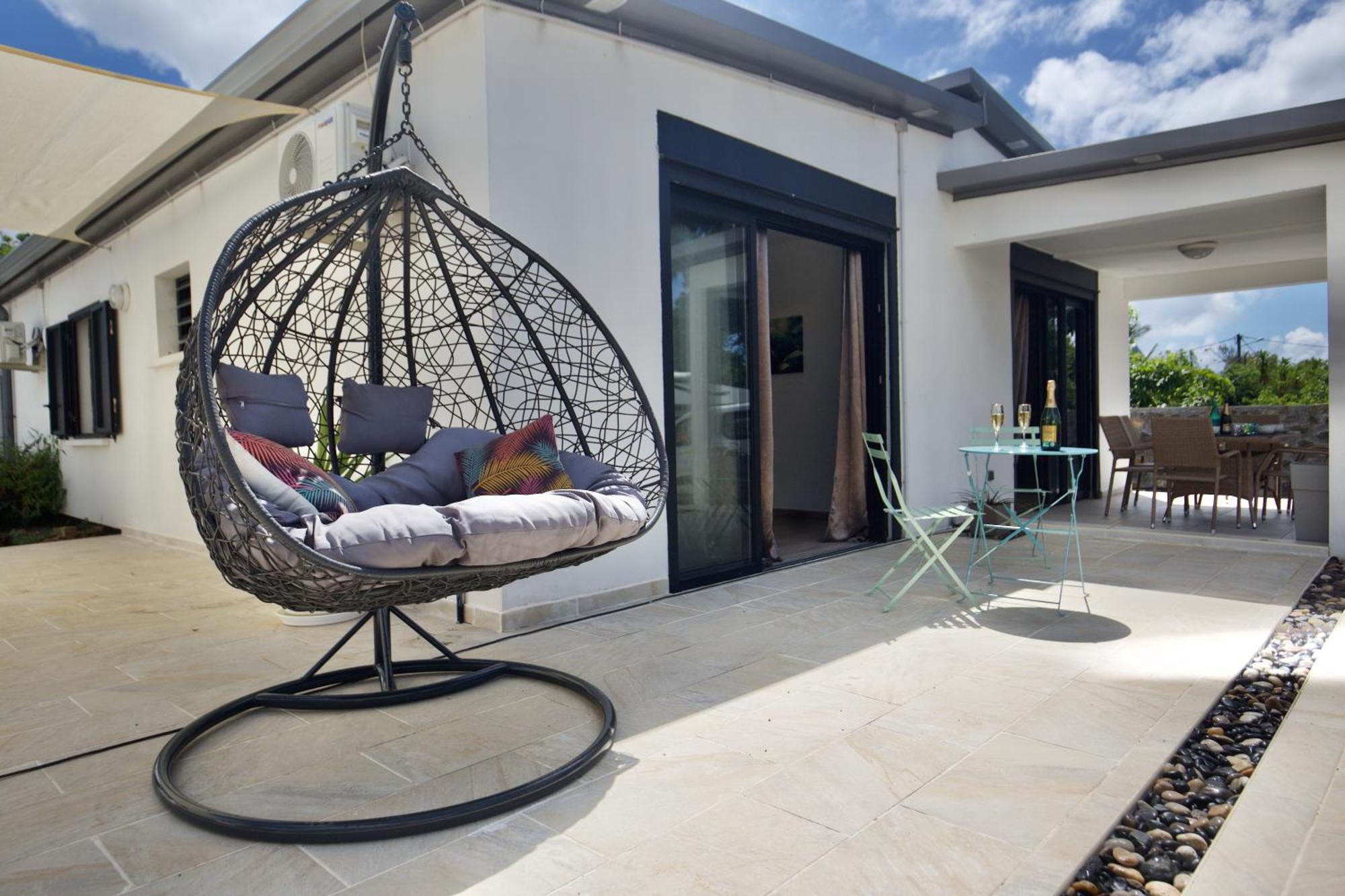Le Beau Vallon 1- Jacuzzi Privatif Et Piscine Chauffee Partagee Saint-Benoît Exteriér fotografie